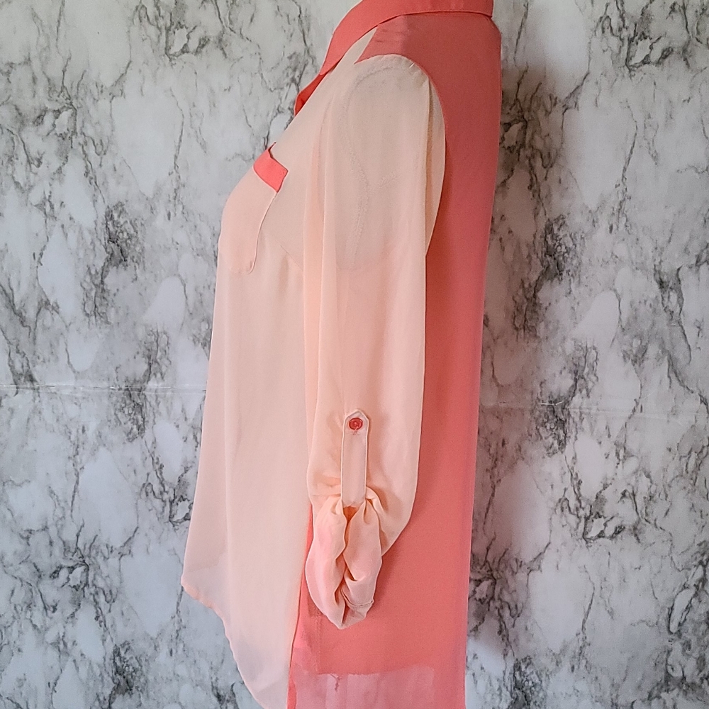 Maurices Sheer Button Down Size Small - image 3